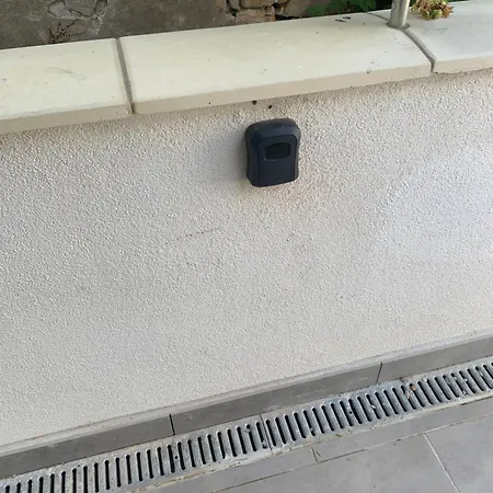 Appartement Jolie Maisonnette Avec Terrasse Centre